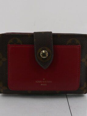 LV Wallet